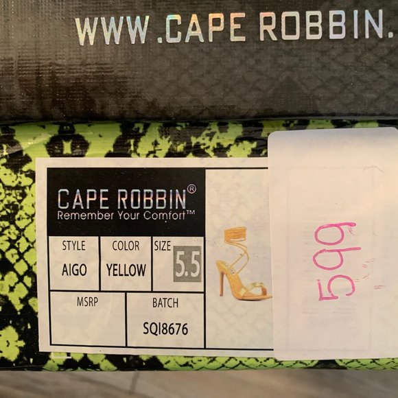 NWT‎ CAPE ROBBIN AIGO GOLD STUDDED LACE UP HEELS YELLOW 5.5 - Picture 9 of 16